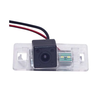 Camera video auto dedicata pentru mersul cu spatele compatibila cu Audi A4L/TT/A5/Q5 deschidere 120 de grade instalare la becul